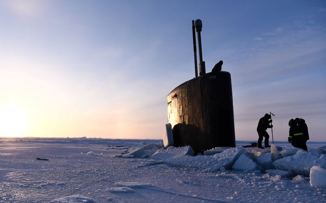 Submarine missions to the Artic