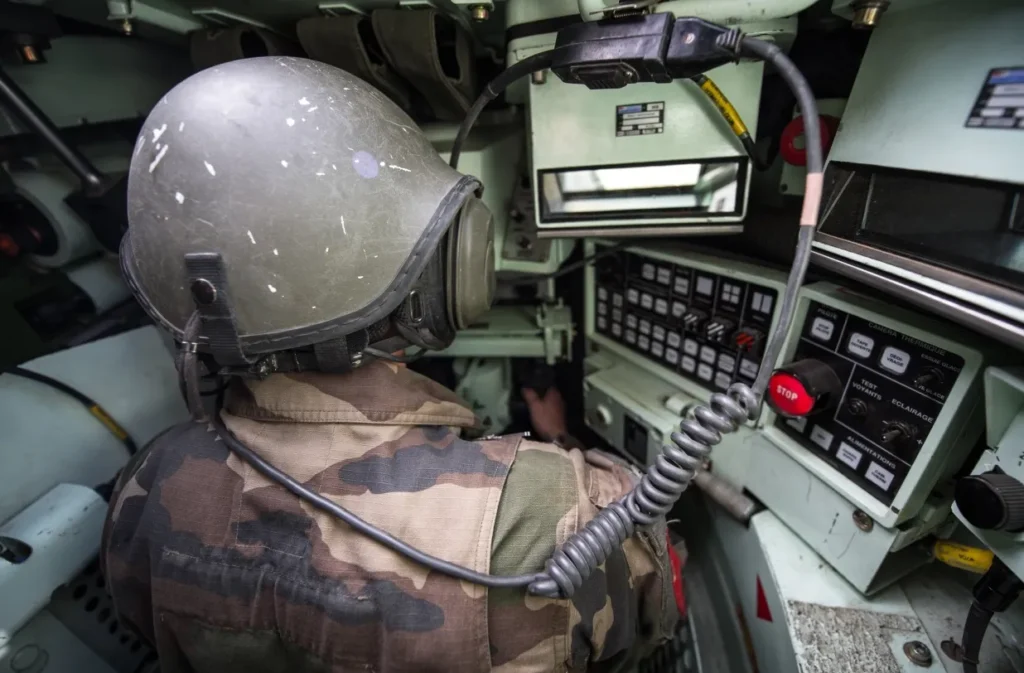 leclerc-tank-interior