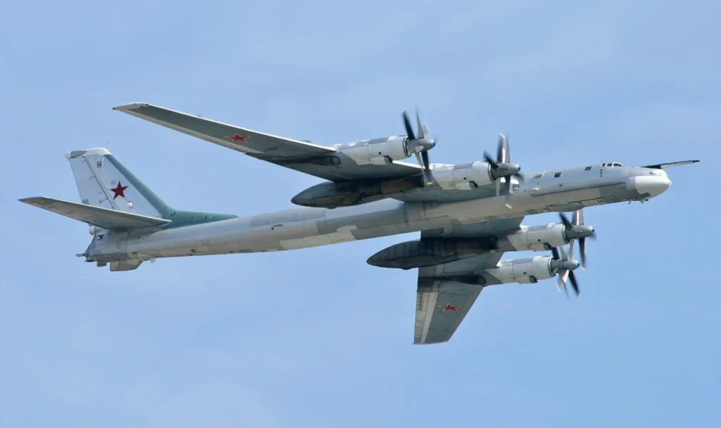 tu-95-bear-bomber