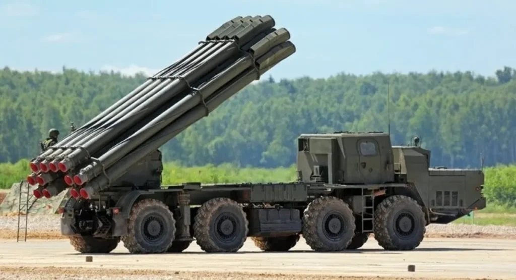Russian Tornado S MLRS Russian Tornado-S MLRS