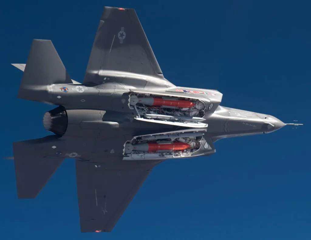 f-35a Internal weapon bays