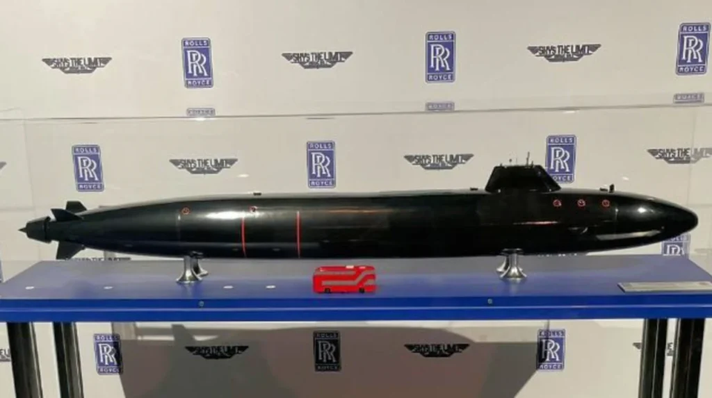 Dreadnought SSBN model