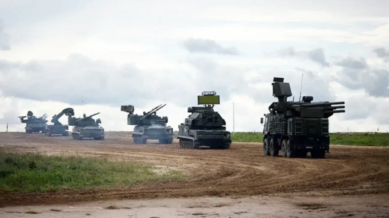 Pantsir S1 and Tor M2 russia Pantsir-S1 and Tor-M2 air defense system