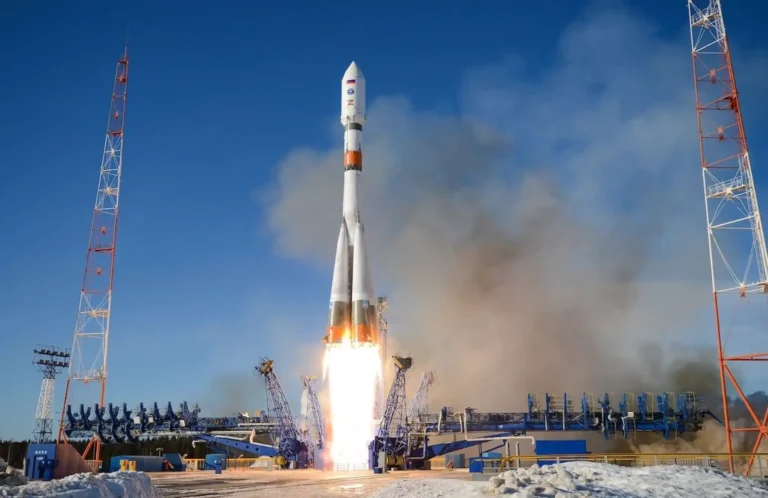 soyuz rocket launches A Soyuz rocket launches