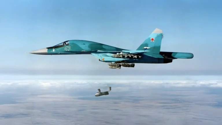 Russia's Su-34 Unleash Massive FAB-1500 Bombs