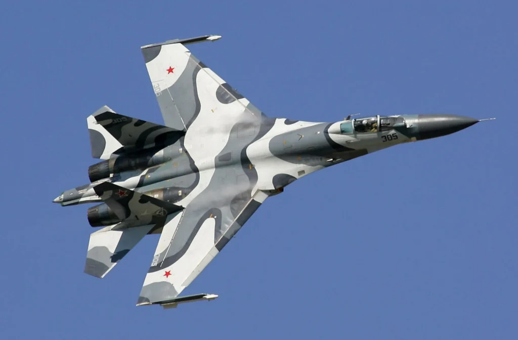 sukhoi su-27 fighter jet