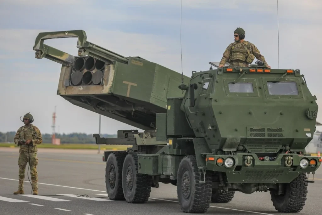 M-142 HIMARS