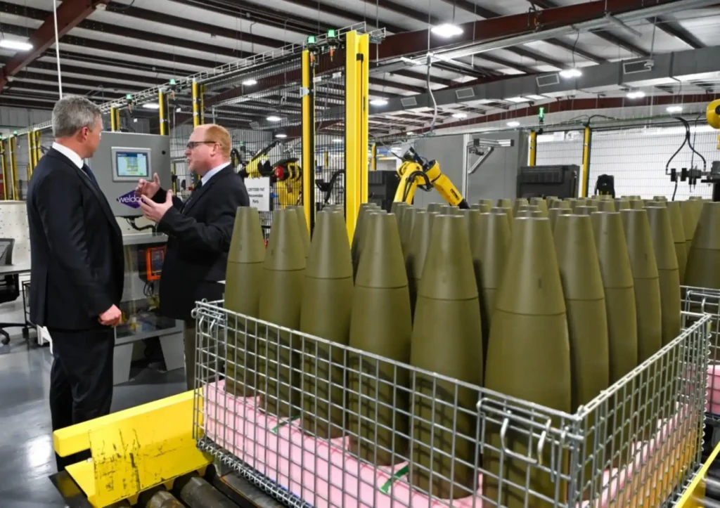 US Army Opens New 155mm Artillery Munition