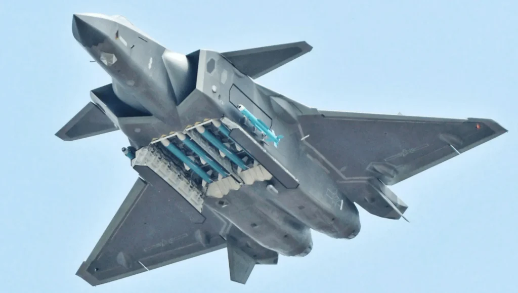chengdu j 20 weapon bay chengdu j-20 weapon bay