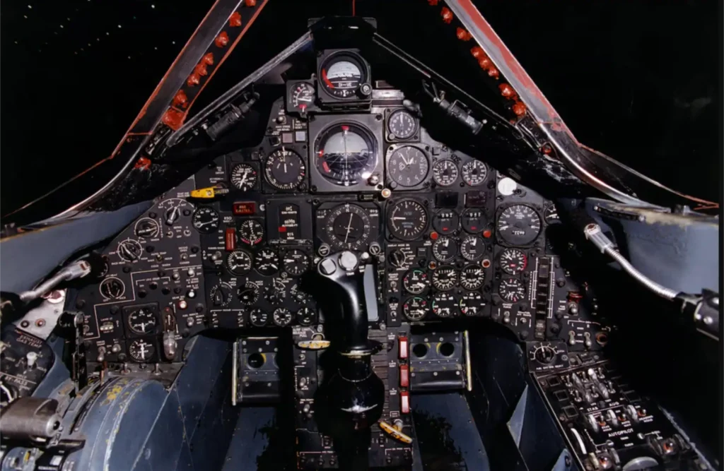 sr 71 cockpit sr-71 cockpit and avionics system