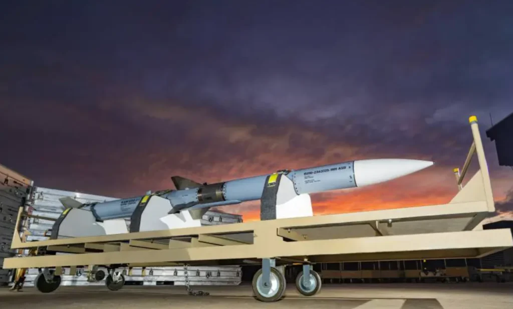 aim 120d amraam missile AIM-120D AMRAAM Missile
