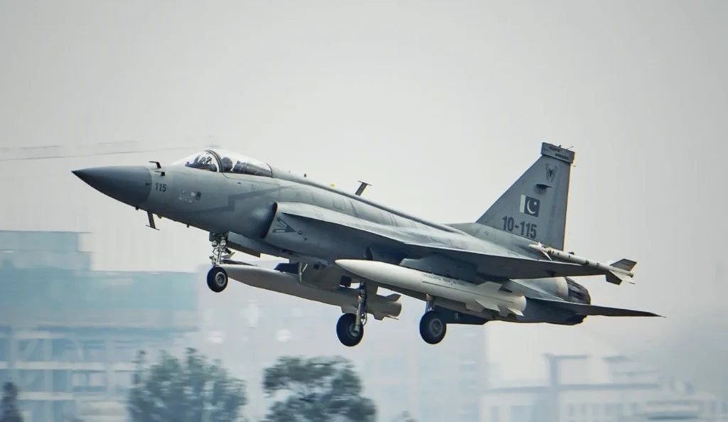 JF-17 Thunder Armed by CM-400AKG Missile