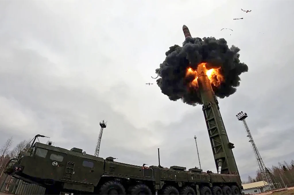 rs-24 yars launch