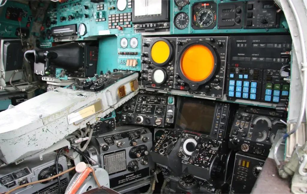 tu 22m3 cockpit Tupolev Tu-22m3 Cockpit