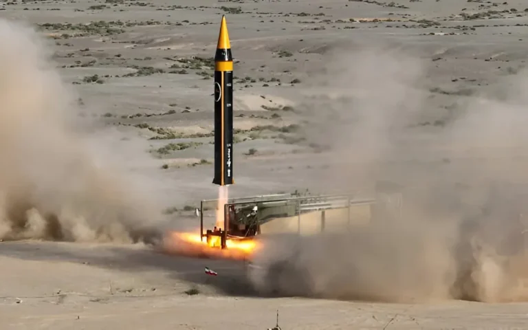 Khorramshahr-4 missile