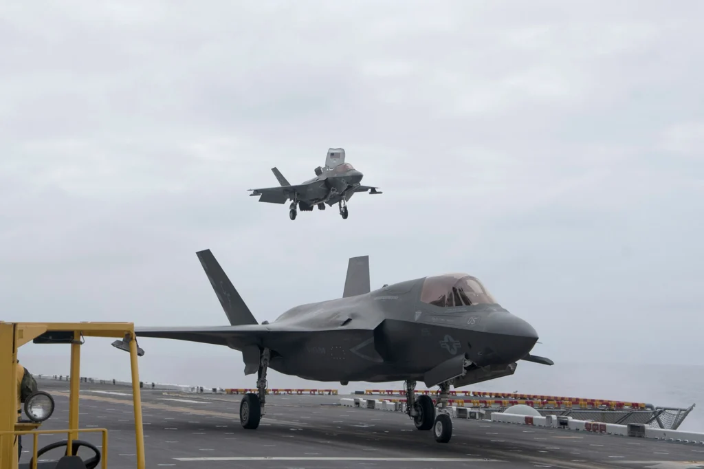 f-35b landing on tripoli ship
