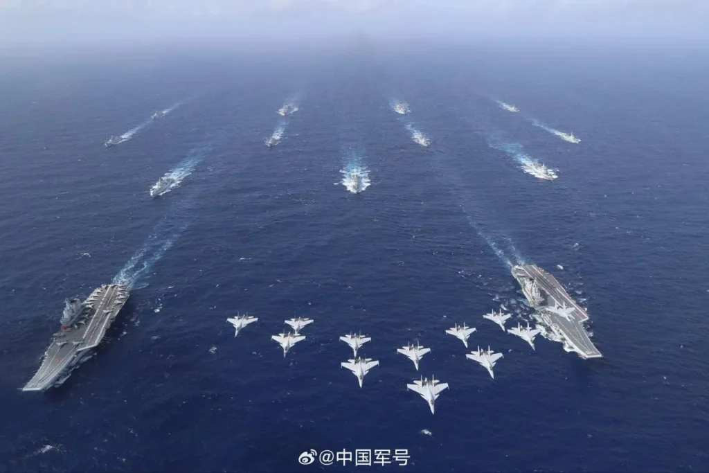 liaoning and shandong aircraft carrier