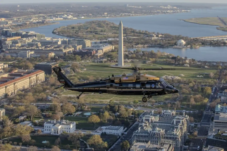 black hawk helicopters