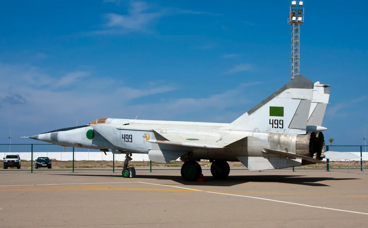 foxbat mig-25