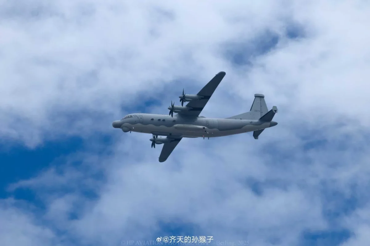 china y 9 special ops parade Three Y-9 Special Ops Planes