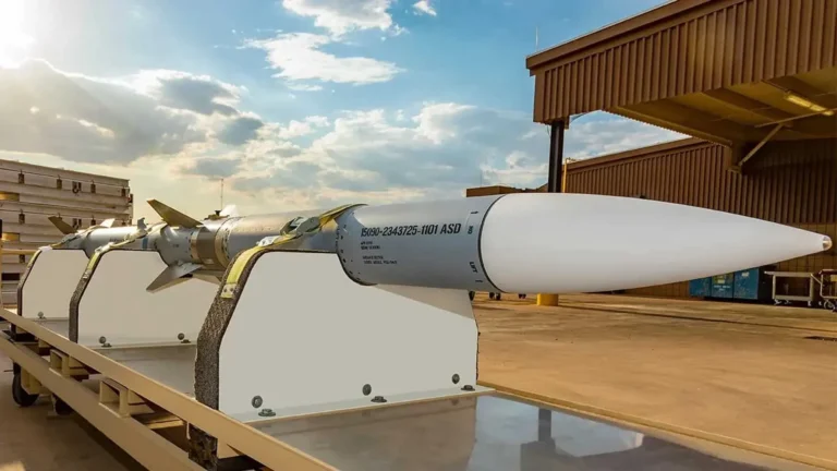 Finland Secures 405 AIM-120D-3 Missiles