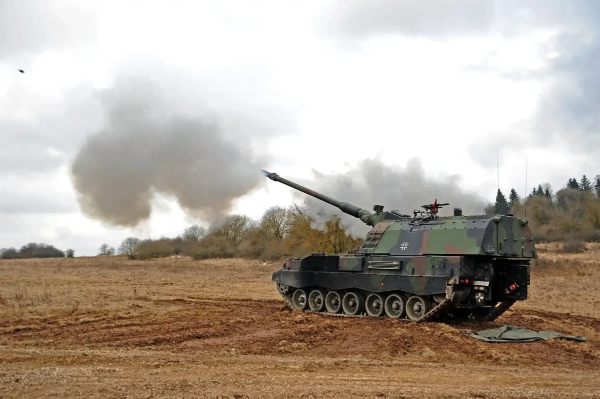 german panzerhaubitze 2000 German Panzerhaubitze 2000