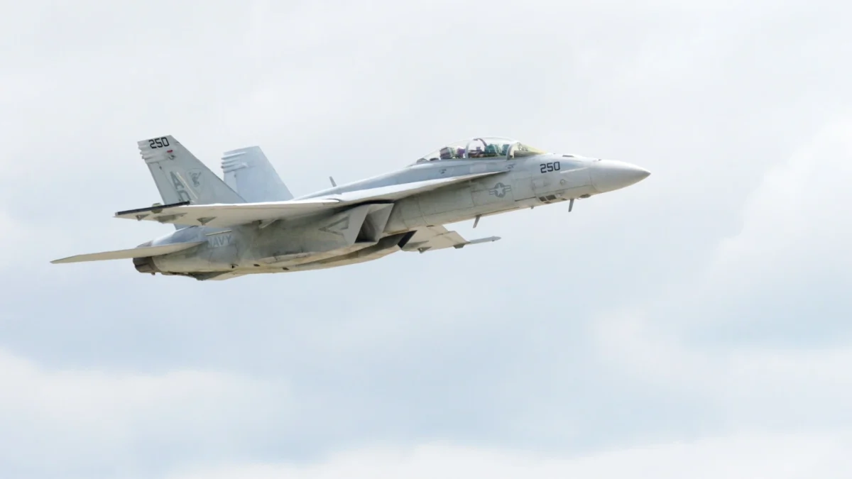 Block III F/A-18 Super Hornet returning to the U.S. Navy.
