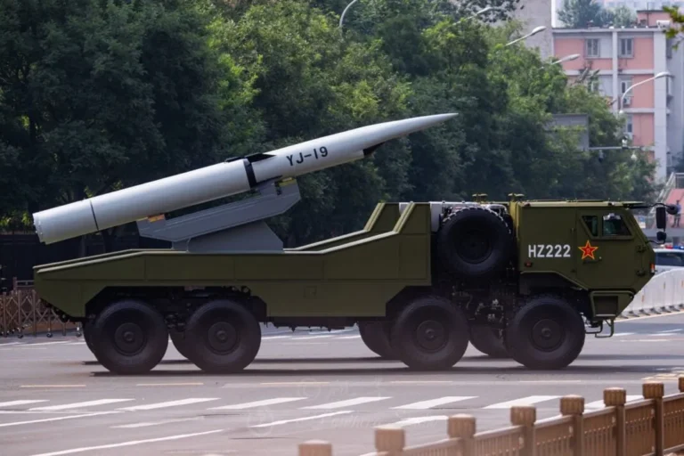 China Unveils YJ-19 Hypersonic Missile