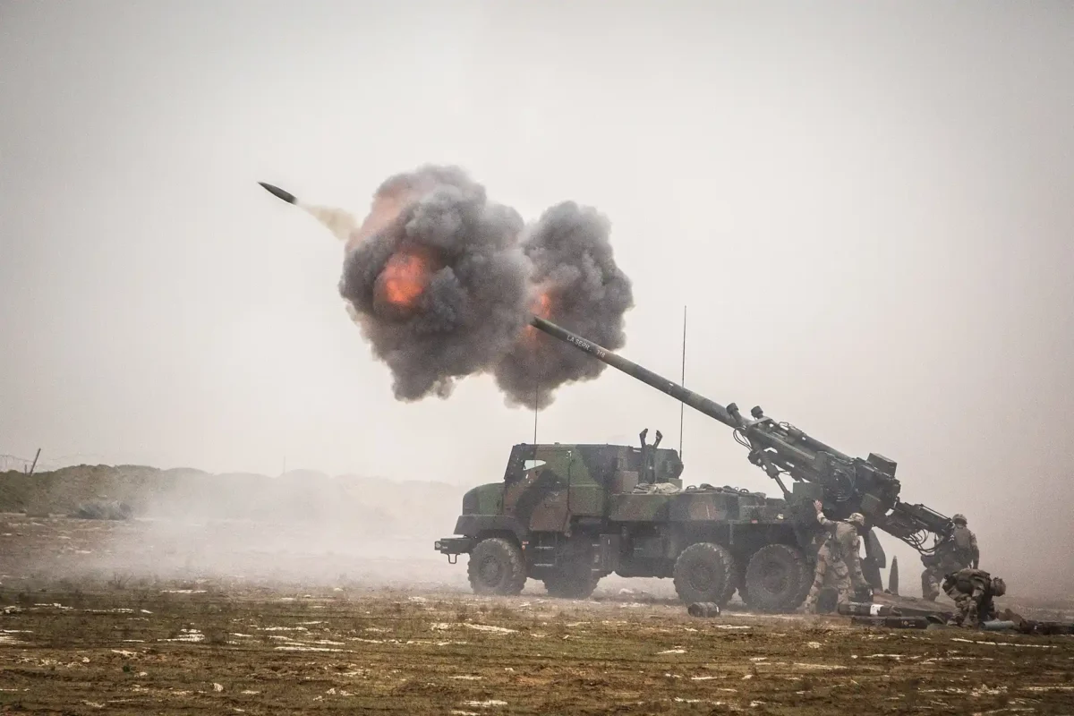 French Caesar howitzer