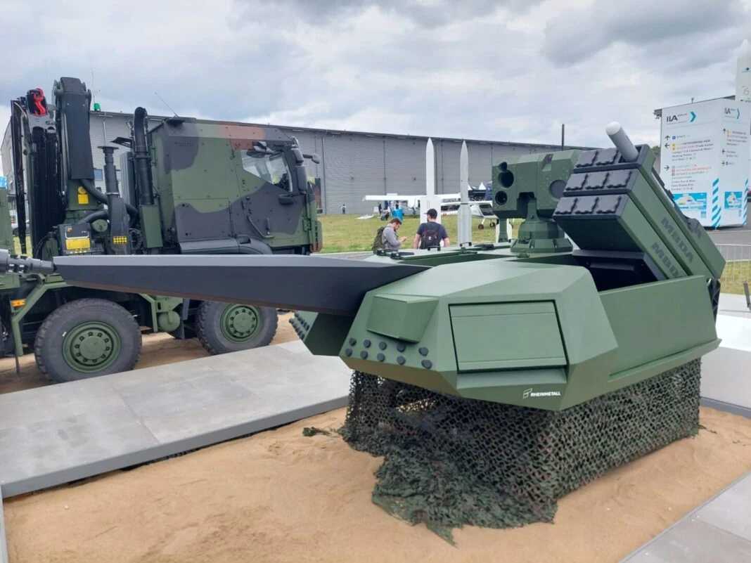 Skyranger 30 equipped with anti-drone missile