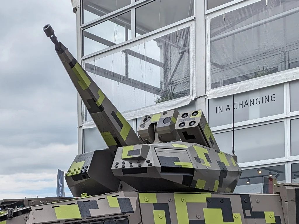 a latest version of the Skyranger 30 turret