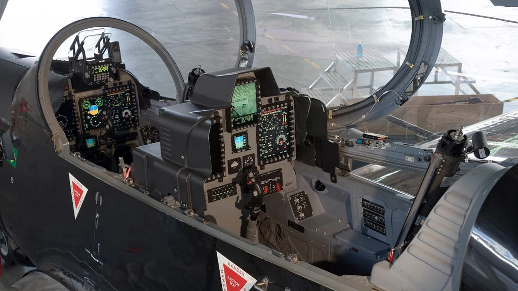 a 29 super tucano cockpit a-29 super tucano cockpit