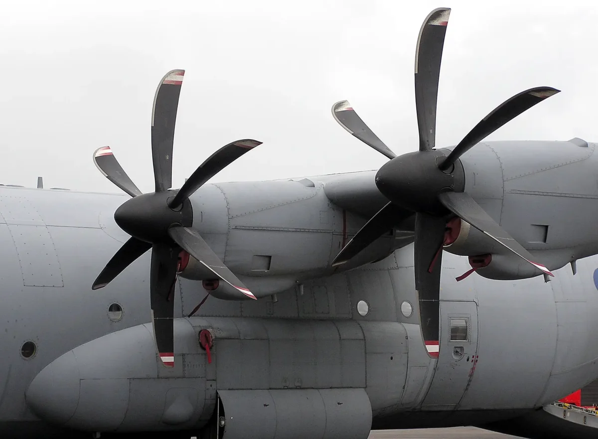 c 130 hercules engine c-130 hercules engine