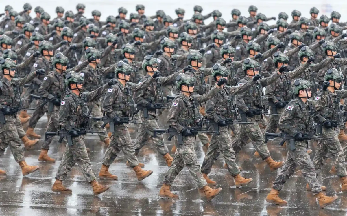 south korea military personel