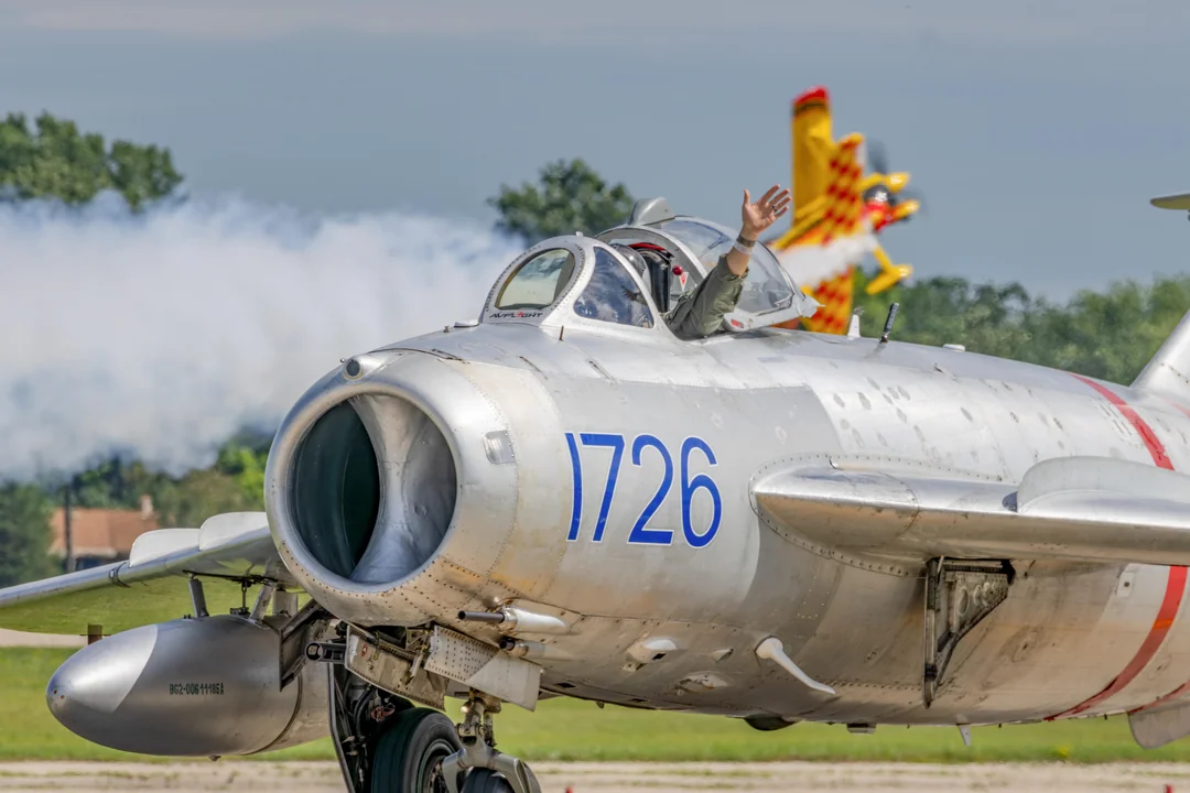 mig-17 fighter jet