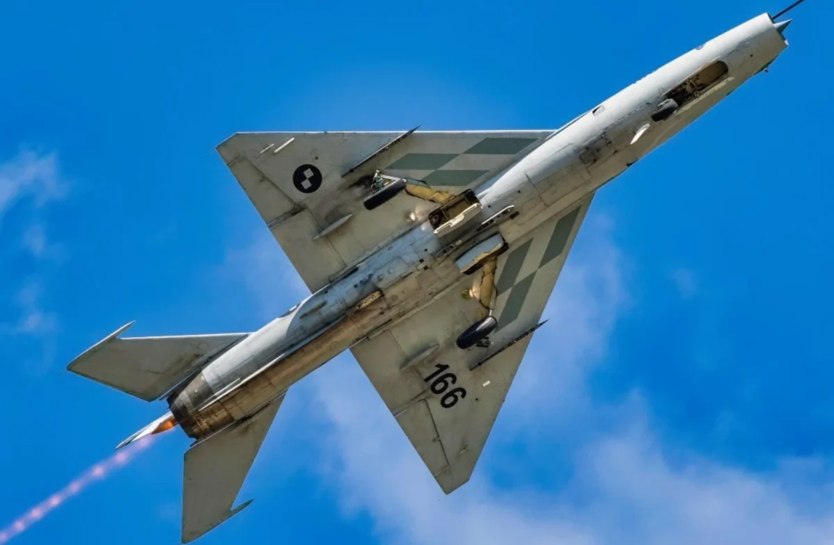 russian mig 21 fishbed russian mig-21 fishbed