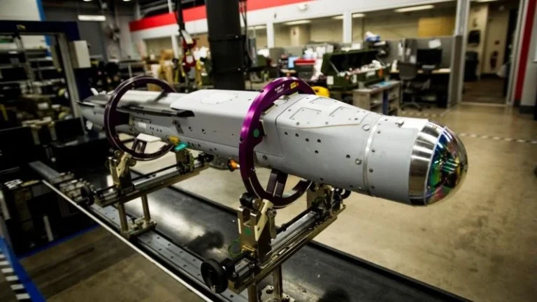 US StormBreaker Production Contract Worth $708 Million Awarded to Raytheon