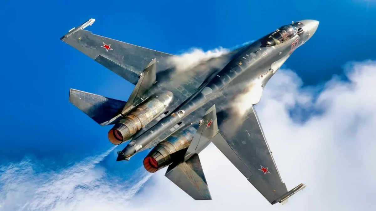 Su-27 flanker fighter jet
