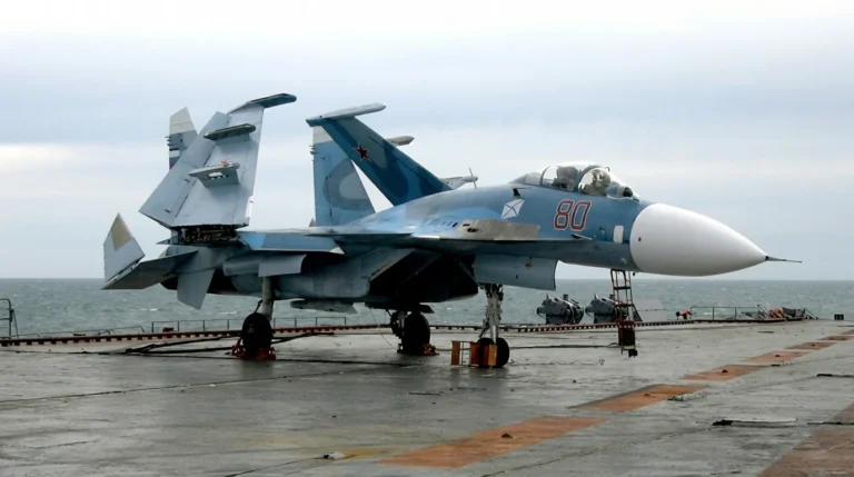 sukhoi su-33 fighter