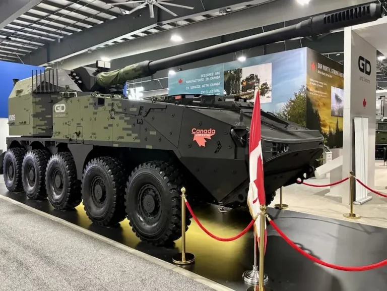 Canada Unveils Grizzly 10x10 Self-Propelled Howitzer