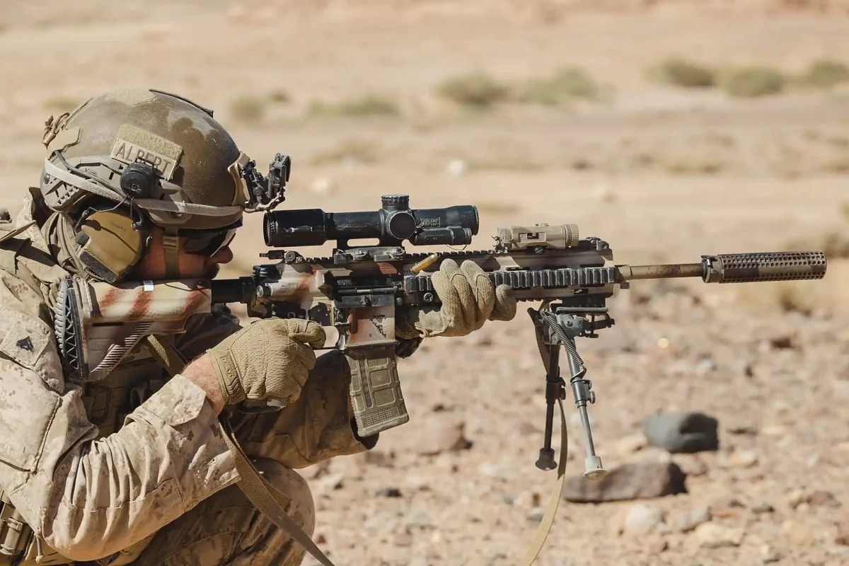 M27 IAR Marine M27 IAR