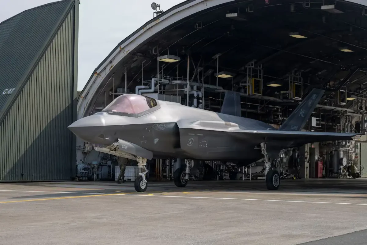 U.S. Navy Funds 11 F-35 Fighters for Undisclosed Foreign Buyer