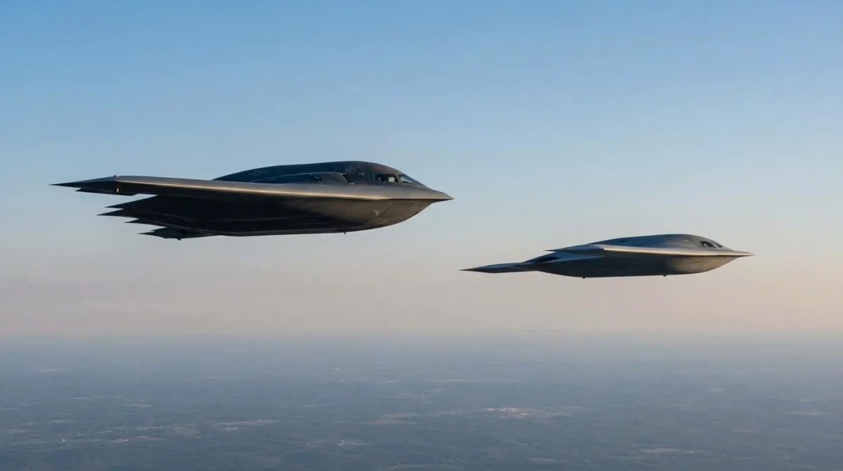 b 2 spirit vs b 21 raider b-2 spirit vs b-21 raider