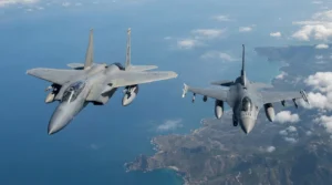 F-15 vs F-16 Fighter Jet