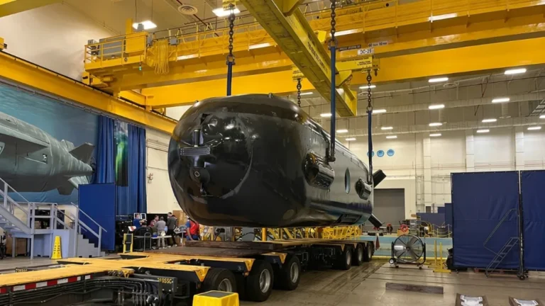 U.S. Navy Selects Kongsberg and Oceaneering for CAMP XLUUV Undersea Drone